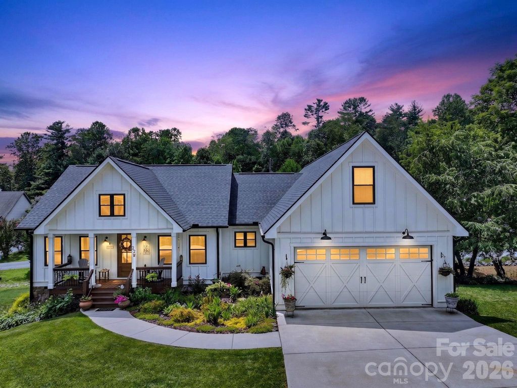 35 Meadow Haven Court, Mills River, NC 28759
