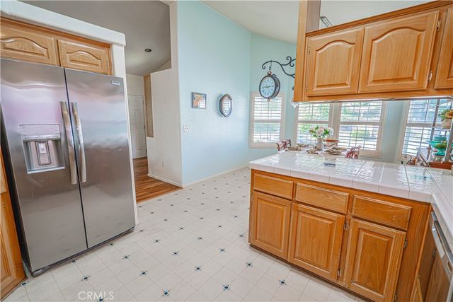 20164 Crestview Dr., Canyon Country, CA 91351