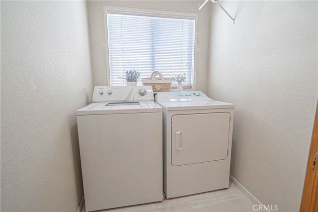 20164 Crestview Dr., Canyon Country, CA 91351