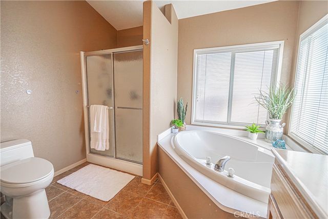 20164 Crestview Dr., Canyon Country, CA 91351