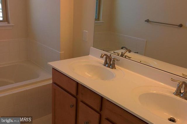 9132 LANDON HOUSE LN, Frederick, MD 21704