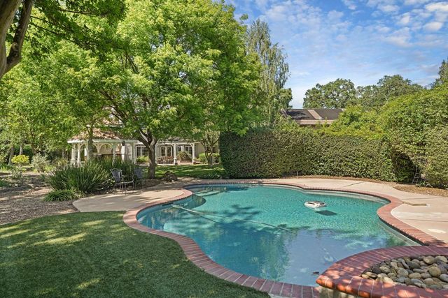 5460 Hildreth Ln, Stockton, CA 95212