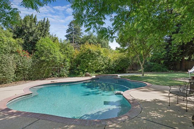 5460 Hildreth Ln, Stockton, CA 95212