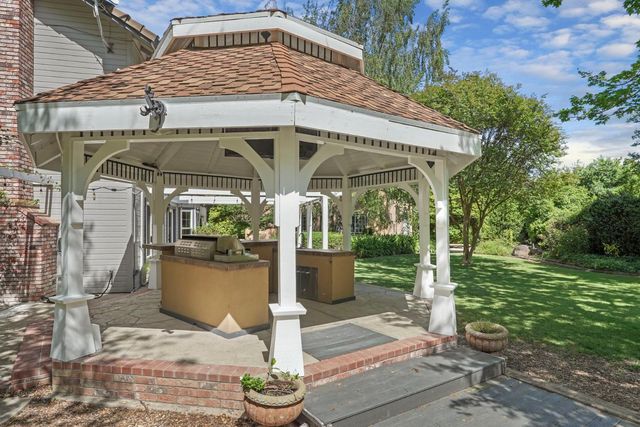 5460 Hildreth Ln, Stockton, CA 95212