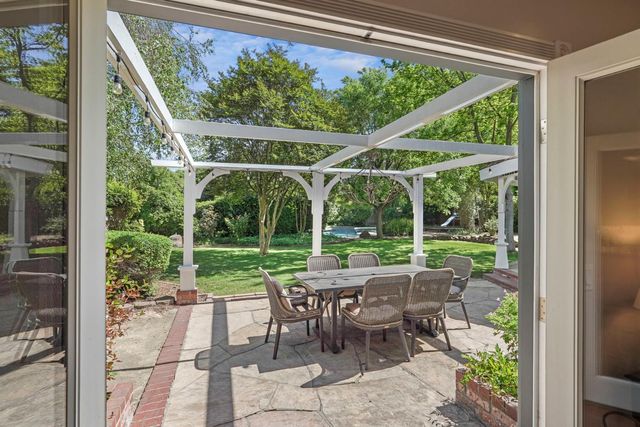 5460 Hildreth Ln, Stockton, CA 95212
