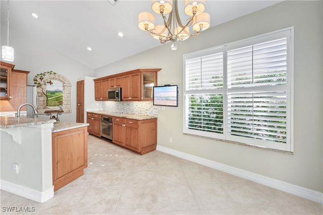 1758 Marsh RUN, Naples, FL 34109