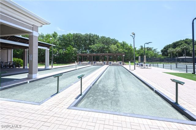 1758 Marsh RUN, Naples, FL 34109