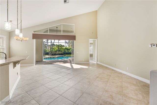 1758 Marsh RUN, Naples, FL 34109