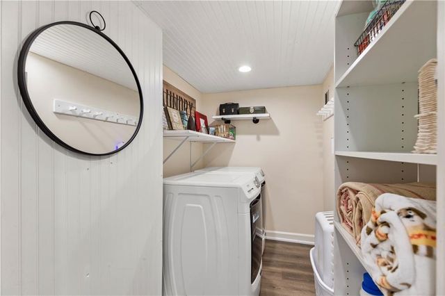 255 Alpine Drive, Roswell, GA 30075