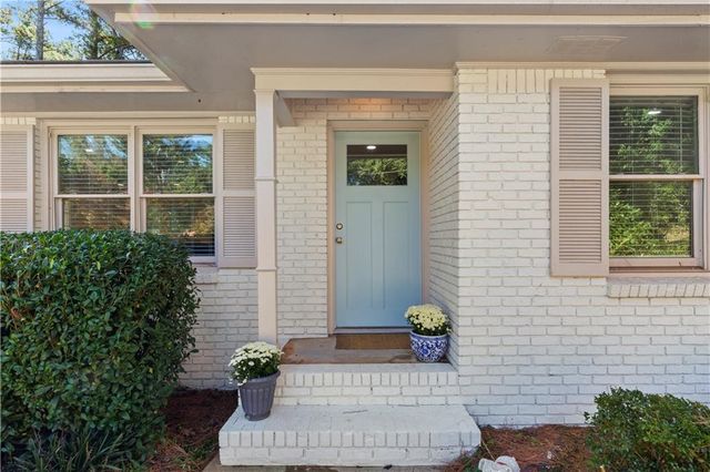 255 Alpine Drive, Roswell, GA 30075