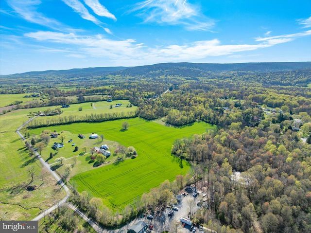 10524 STULL, Frederick, MD 21702