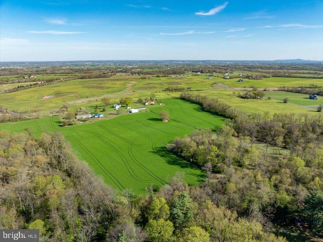 10524 STULL, Frederick, MD 21702