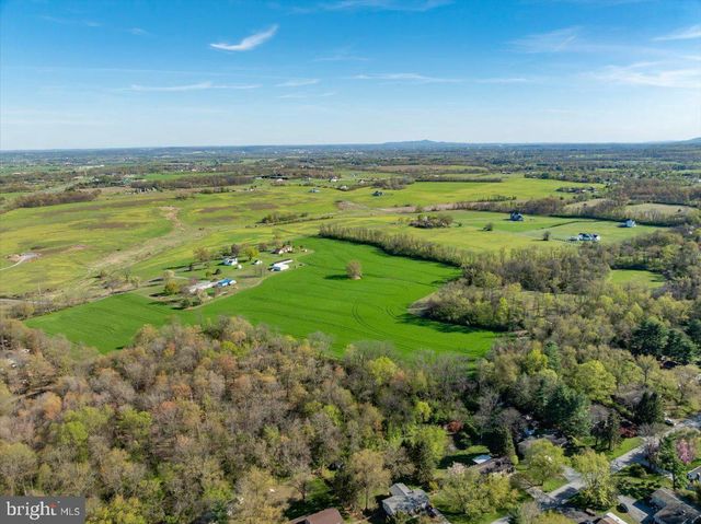 10524 STULL, Frederick, MD 21702