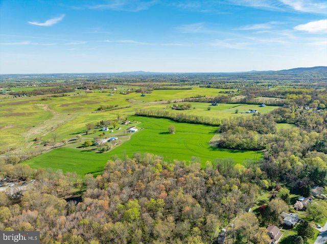 10524 STULL, Frederick, MD 21702