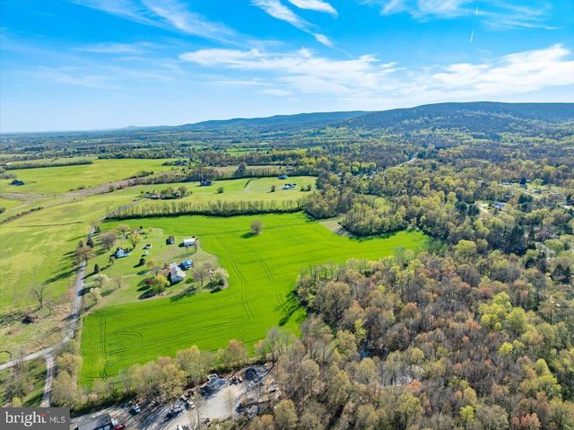 10524 STULL, Frederick, MD 21702