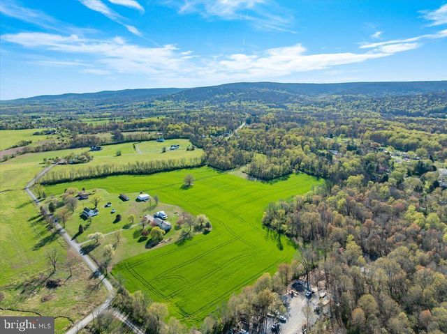 10524 STULL, Frederick, MD 21702