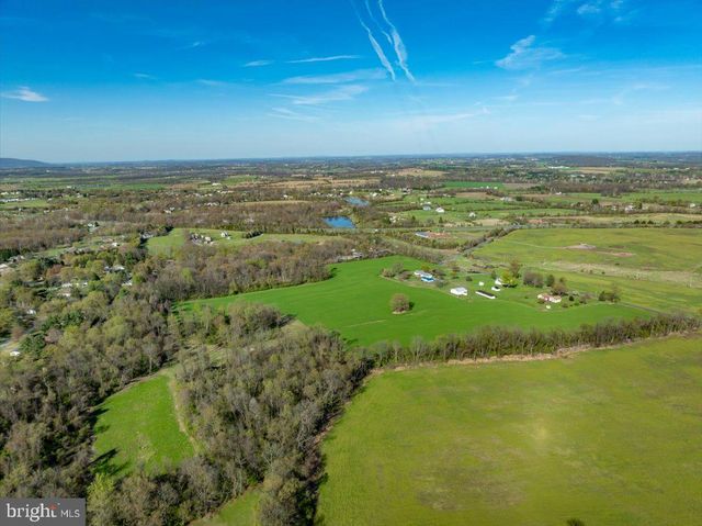 10524 STULL, Frederick, MD 21702