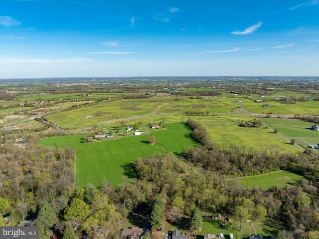 10524 STULL, Frederick, MD 21702