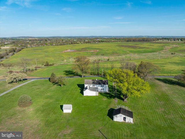 10524 STULL, Frederick, MD 21702