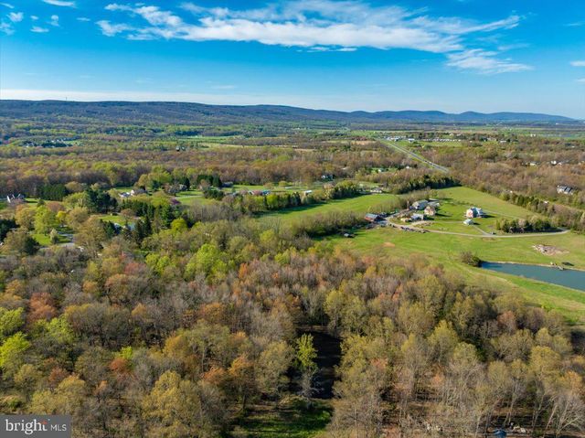 10524 STULL, Frederick, MD 21702
