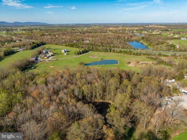 10524 STULL, Frederick, MD 21702