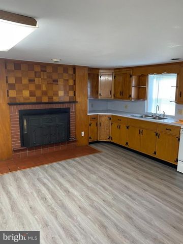 10524 STULL, Frederick, MD 21702