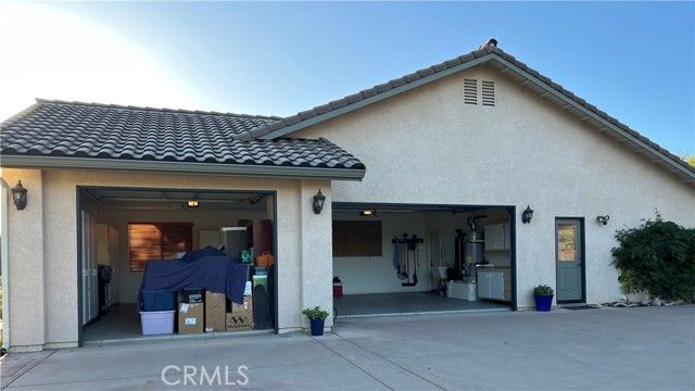 170 Nutwood Circle, Paso Robles, CA 93446