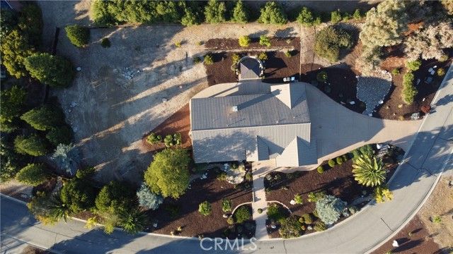 170 Nutwood Circle, Paso Robles, CA 93446