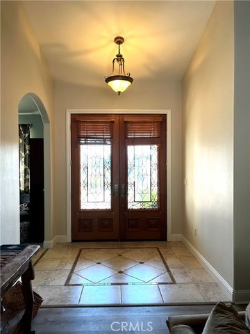 170 Nutwood Circle, Paso Robles, CA 93446