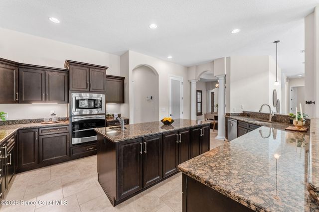 1975 Botanica Circle, Melbourne, FL 32904