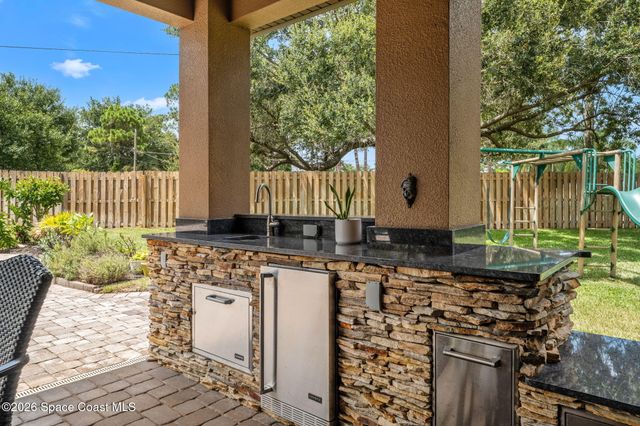 1975 Botanica Circle, Melbourne, FL 32904