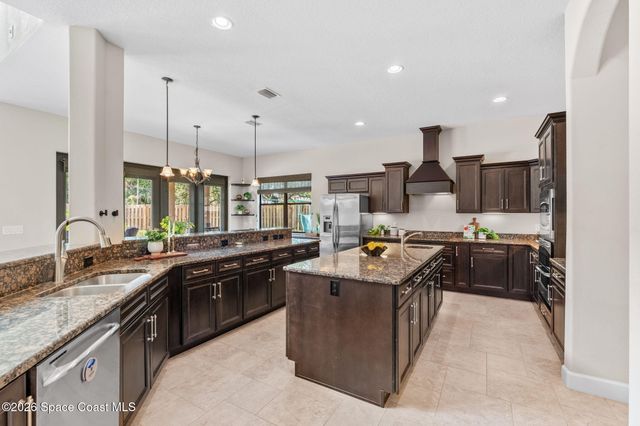1975 Botanica Circle, Melbourne, FL 32904