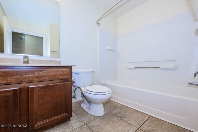 13197 E Mesquite Flat Spring Drive, Vail, AZ 85641