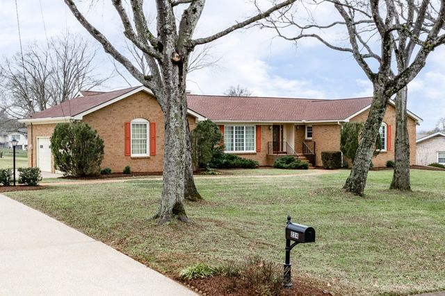 224 Kennett Rd, Old Hickory, TN 37138