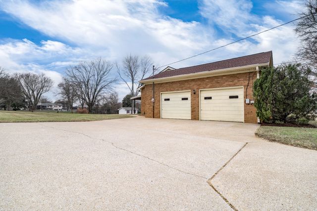 224 Kennett Rd, Old Hickory, TN 37138