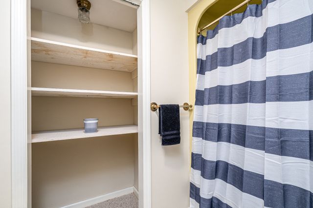 224 Kennett Rd, Old Hickory, TN 37138