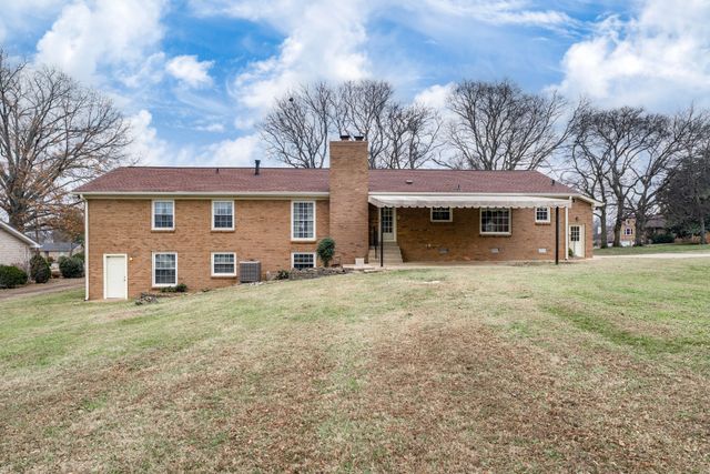 224 Kennett Rd, Old Hickory, TN 37138