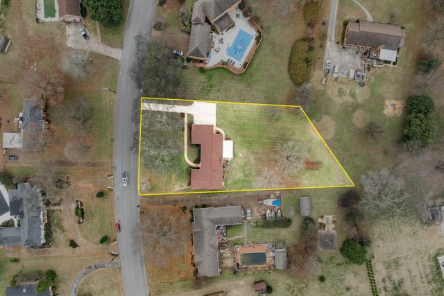 224 Kennett Rd, Old Hickory, TN 37138