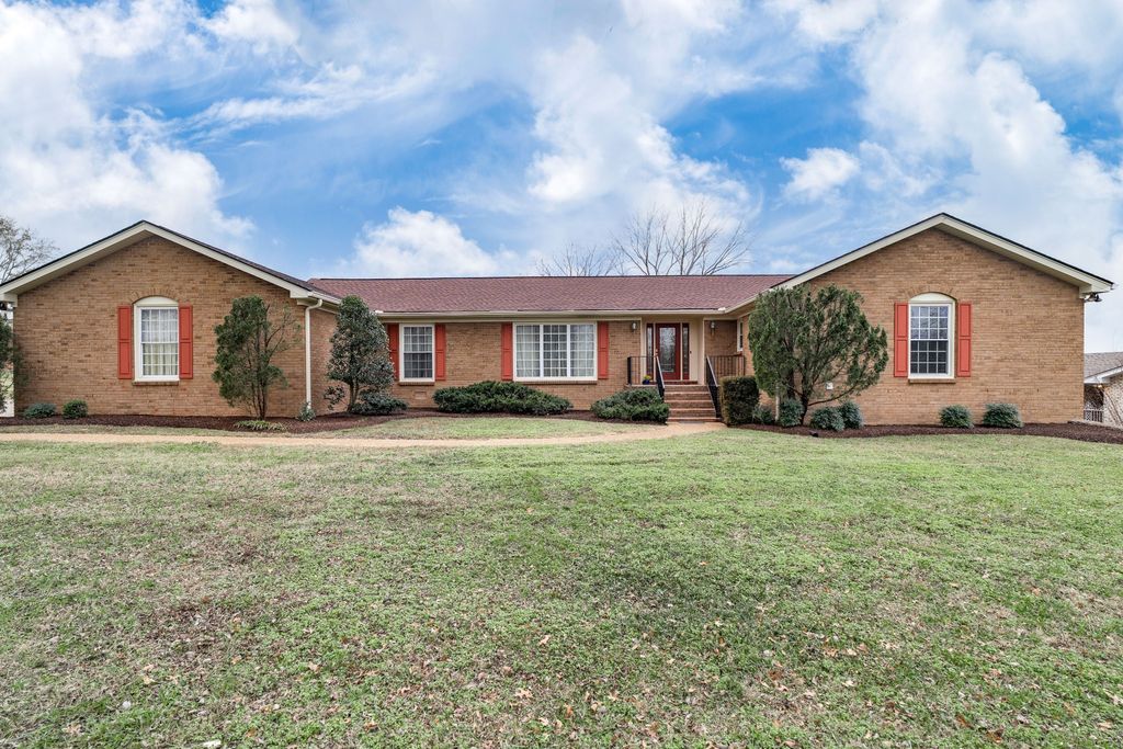 224 Kennett Rd, Old Hickory, TN 37138