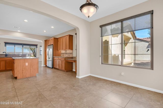 1877 N Bayshore Drive, Green Valley, AZ 85614