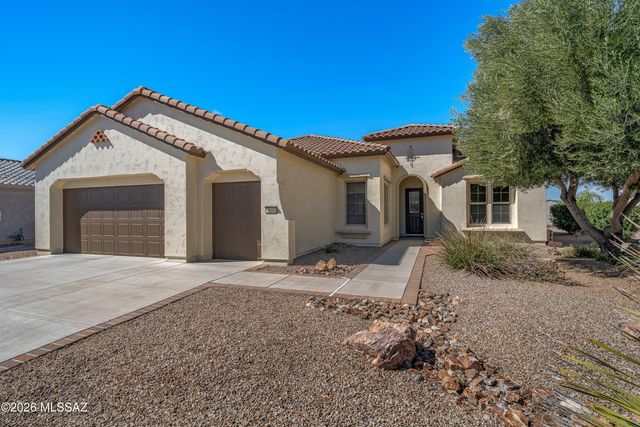 1877 N Bayshore Drive, Green Valley, AZ 85614