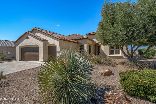 1877 N Bayshore Drive, Green Valley, AZ 85614