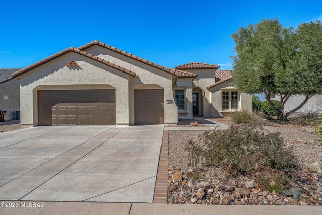 1877 N Bayshore Drive, Green Valley, AZ 85614