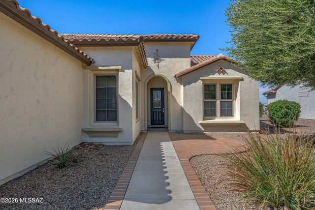 1877 N Bayshore Drive, Green Valley, AZ 85614