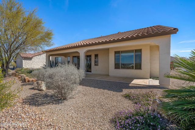 1877 N Bayshore Drive, Green Valley, AZ 85614