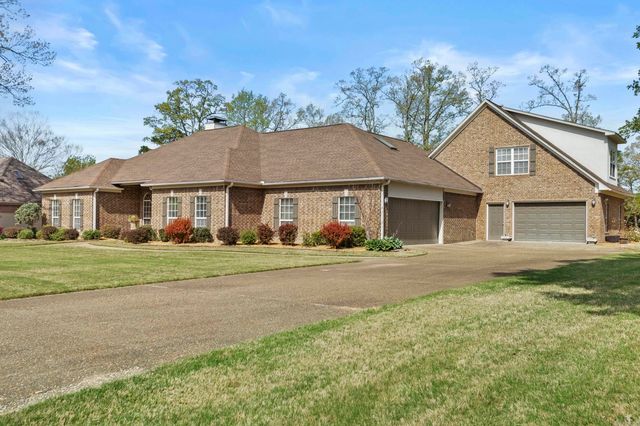 26 Turnberry Dr., Cabot, AR 72023