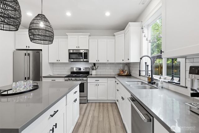 112 101st Avenue SE, Lake Stevens, WA 98258