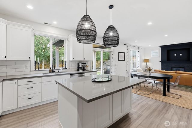 112 101st Avenue SE, Lake Stevens, WA 98258