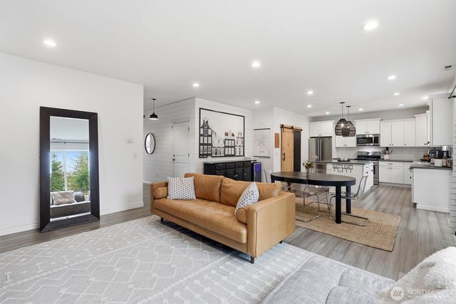 112 101st Avenue SE, Lake Stevens, WA 98258