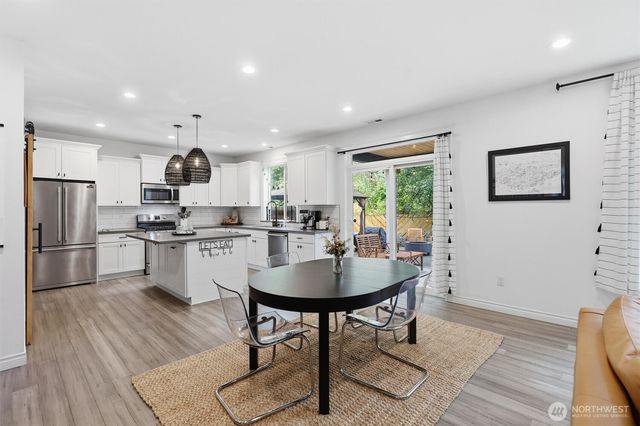 112 101st Avenue SE, Lake Stevens, WA 98258
